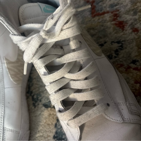 Nike White Blazer Sneakers - Picture 4 of 16